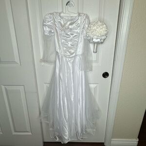 Girls Bride Costume with Jeweled Floral Bouquet - EUC Worn Once